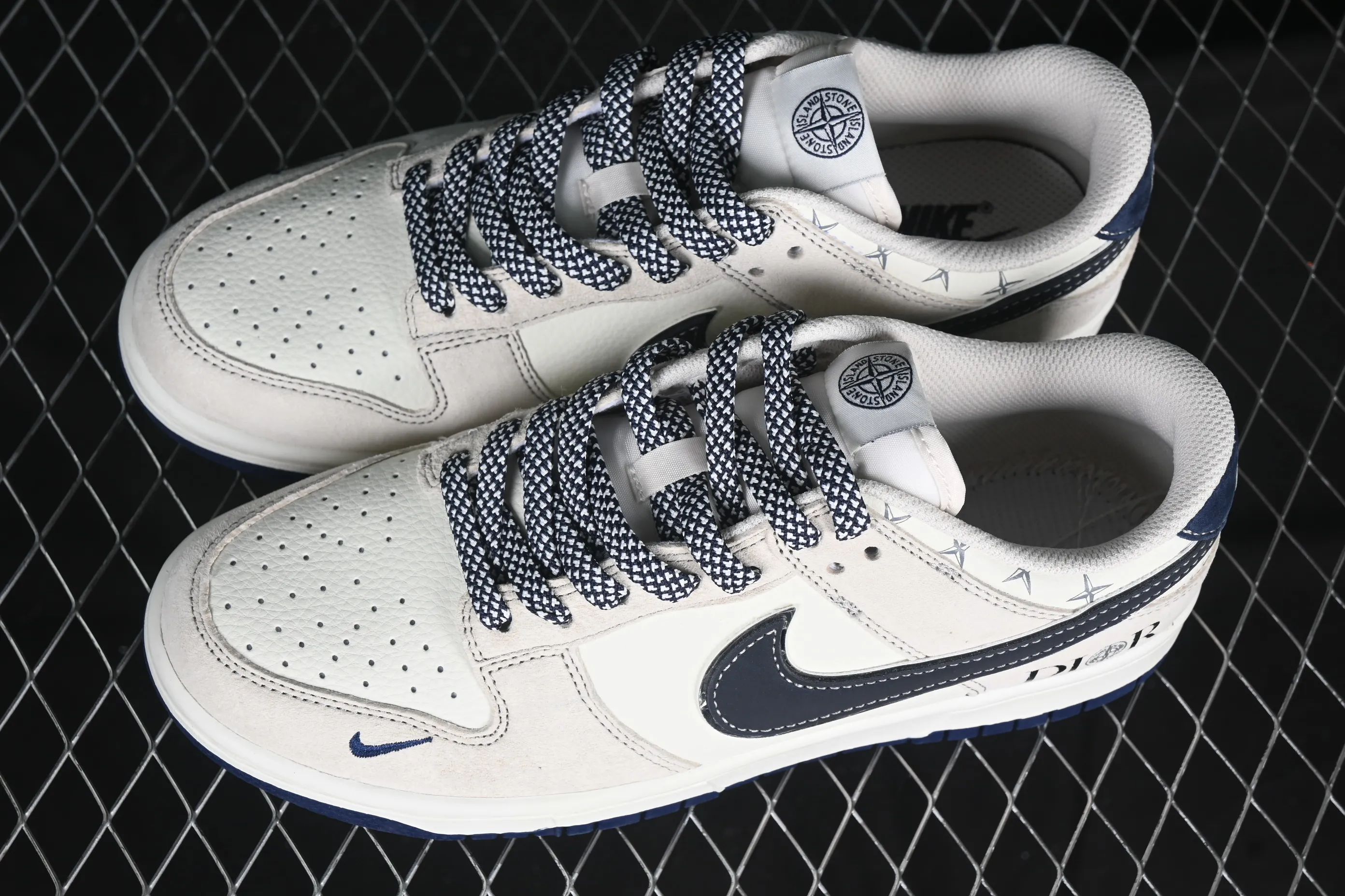 All Categories Nk SB Dunk Series Nk SB Dunk Low High-end Customized Low-top Sneakers Nk SB Dunk Low Dior